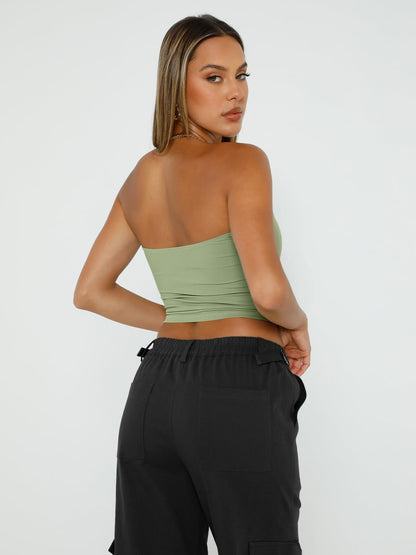 Trendy Queen Womens Tube Tops Strapless Crop Tops Basic Backless Sleeveless Bandeau Going Out Cute 2024 Summer Outfits