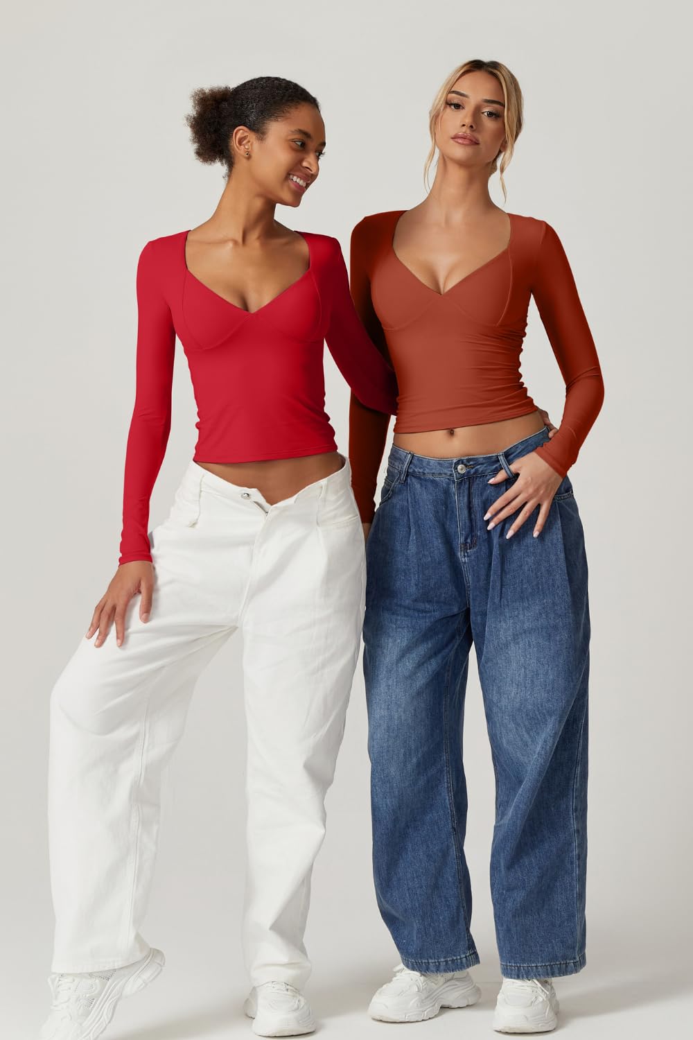 QINSEN Women's Long Sleeve V Neck T Shirts Double Lined Crop Top Seamed Cup Going Out Tops