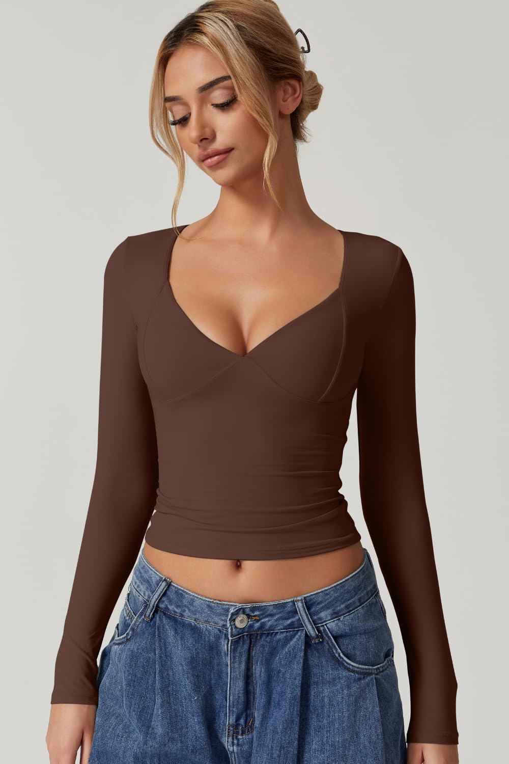 QINSEN Women's Long Sleeve V Neck T Shirts Double Lined Crop Top Seamed Cup Going Out Tops