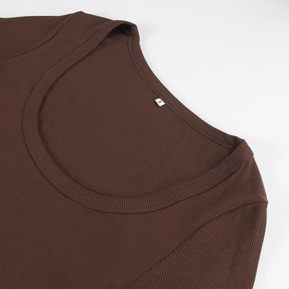 Artfish Women's Square Neck Long Sleeve Ribbed Slim Fitted Casual Basic Crop Top