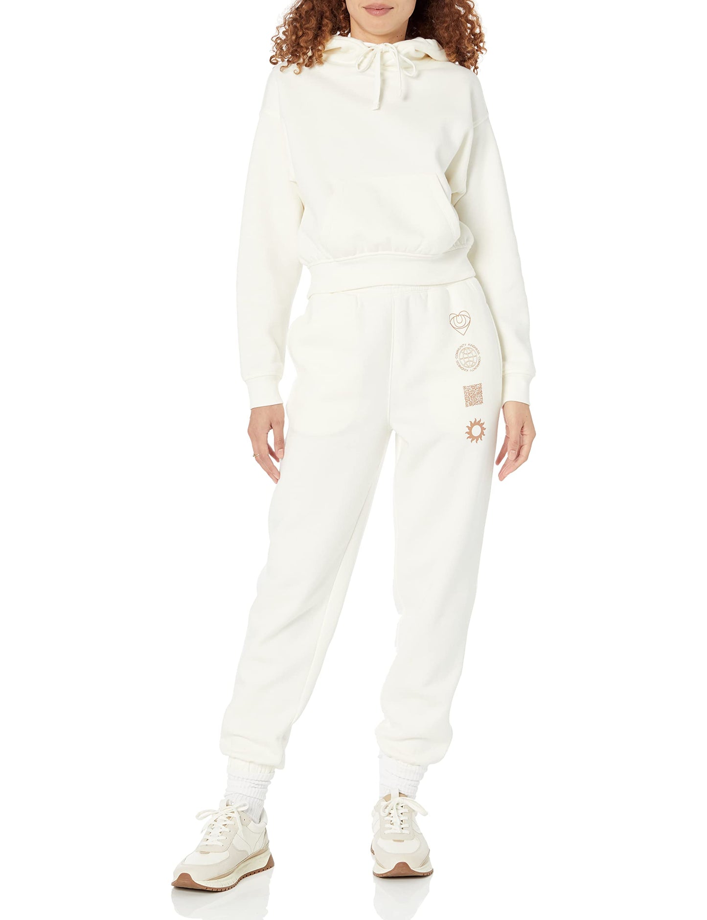 Amazon Essentials Women's Relaxed Jogger (Available in Plus Size)