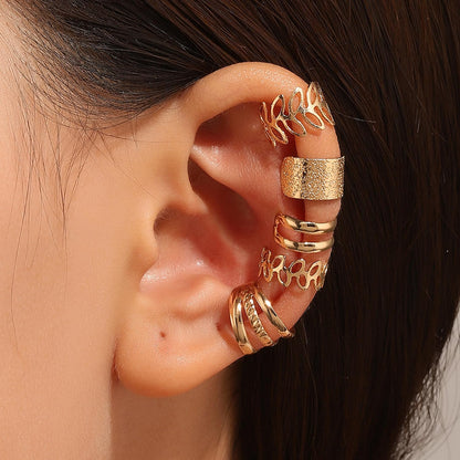 5 Pcs Gold Ear Cuffs for Women Non Piercing Ear Cuff Earrings Clip on Earring Set Huggie Hoop Earrings Cartilage Earrings Stack Jewelry for Women