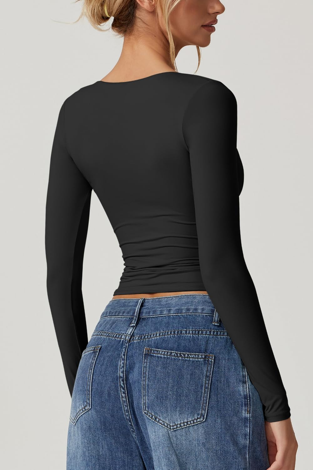 QINSEN Women's Long Sleeve V Neck T Shirts Double Lined Crop Top Seamed Cup Going Out Tops