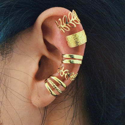5 Pcs Gold Ear Cuffs for Women Non Piercing Ear Cuff Earrings Clip on Earring Set Huggie Hoop Earrings Cartilage Earrings Stack Jewelry for Women