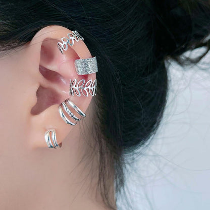 5 Pcs Gold Ear Cuffs for Women Non Piercing Ear Cuff Earrings Clip on Earring Set Huggie Hoop Earrings Cartilage Earrings Stack Jewelry for Women