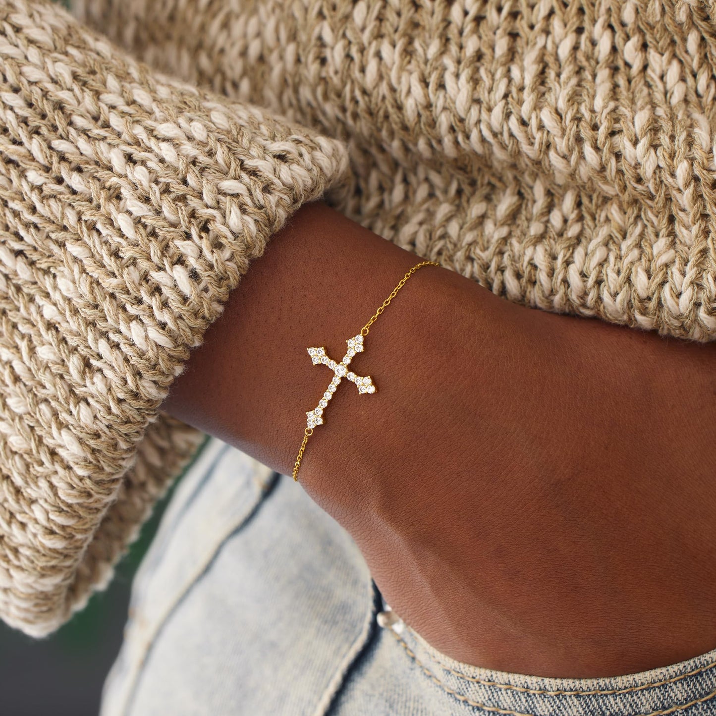STORYJEWELLERY Wave Bracelets, Birthday Gifts for Women, Gifts for Mom, Sister Birthday Gifts, Daughter Gifts from Mom, Mom Birthday Gifts, Daughter Bracelets, Mothers Day Gifts, Christmas Gifts