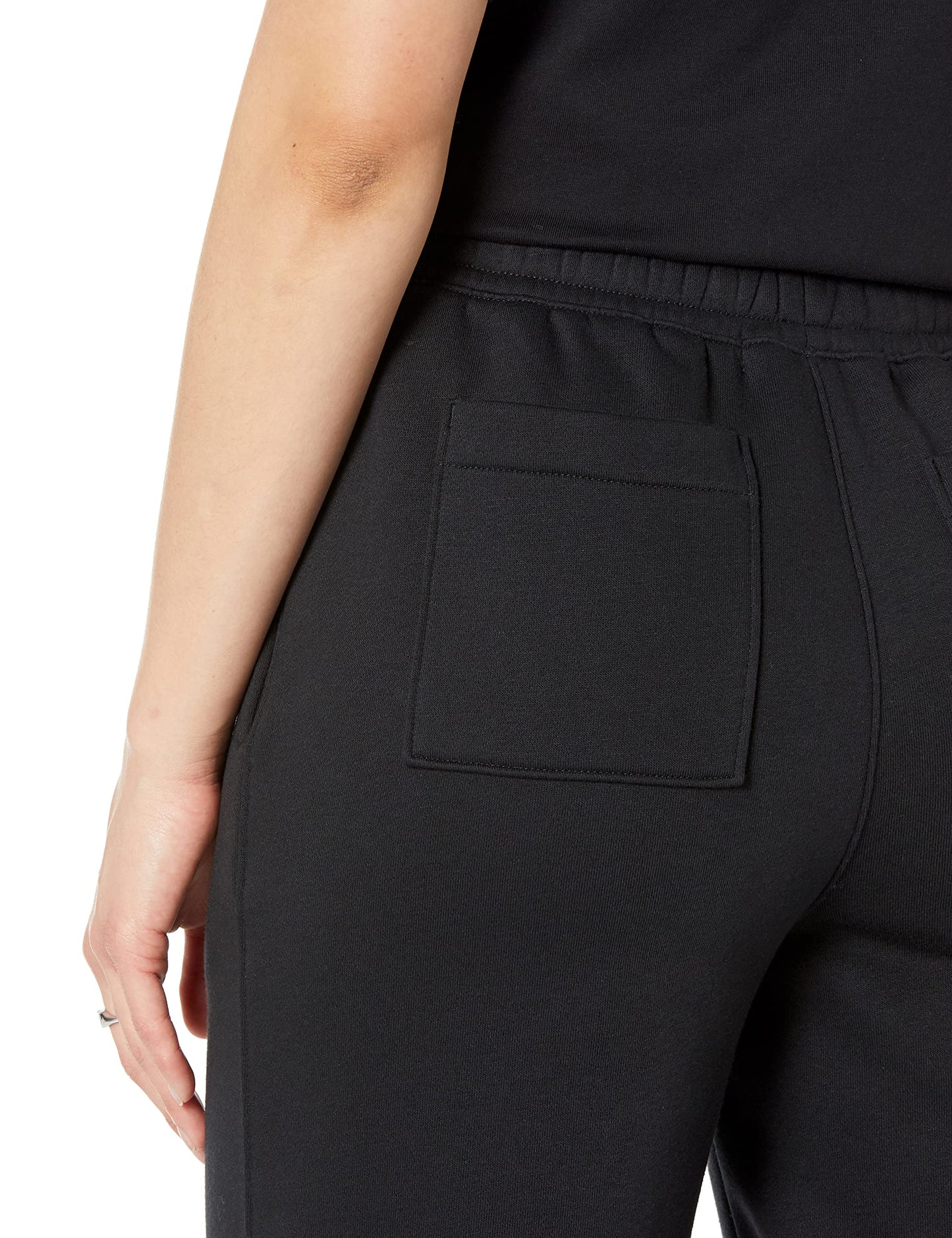 Amazon Essentials Women's Relaxed Jogger (Available in Plus Size)